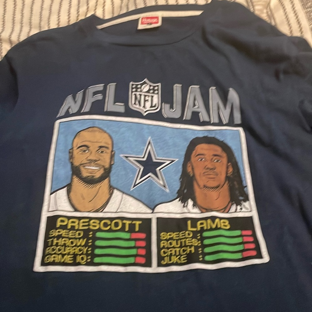 Homage NFL Jam Prescott / Lamb shirt size large and smoke free home